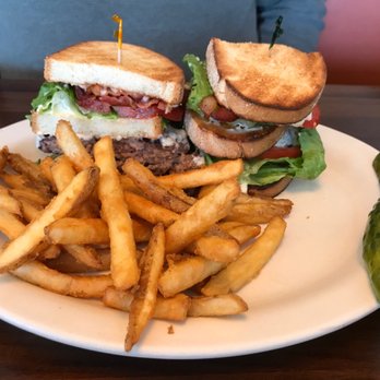 Union Cafe - Cheeseburger club - Diners Near Me - Schenectady, New York