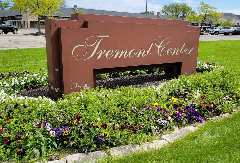 TREMONT CENTER Updated September 2024 2160 Tremont Ctr, Upper