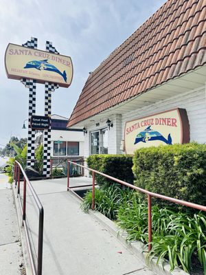 Santa Cruz Diner by null