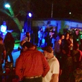 Serna's Backyard - Flipside rockin' the outdoor stage! - Sports Bars Near Me - San Antonio, Texas