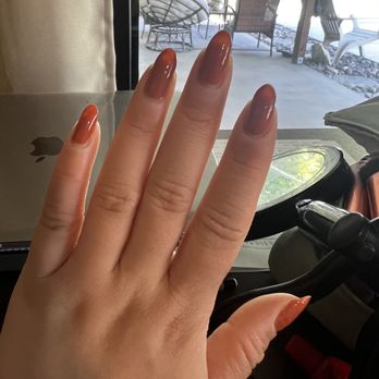 Helen Nails - You can see the unevenness of paint application - Nail Salons Near Me - Hemet, California