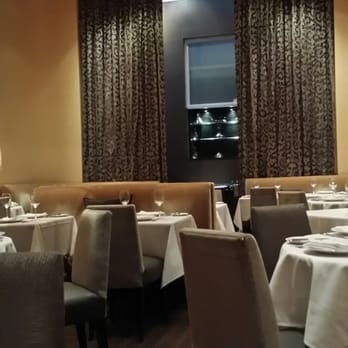 Tocqueville - a welcoming and fancy dining room - New American Near Me - New York, New York Tocqueville - a welcoming and fancy dining room - New American Near Me - New York, New York