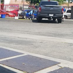 Excellent Car Wash and Detailing - Fellas working hard