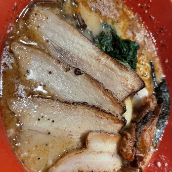 Ramen Dojo - Garlic Pork Flavor with Spider Crab, 3 pieces of roasted pork (extra $2.50) with Mild Spicy - Ramen Near Me - San Mateo, California