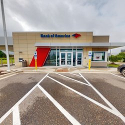 Bank of America Financial Center - Storefront
