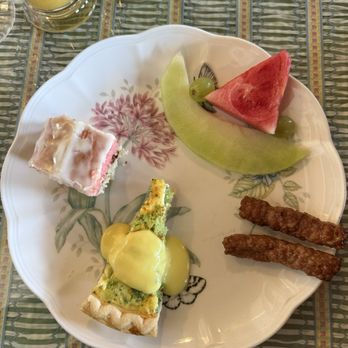 Bayview Bed & Breakfast - Breafast - Hotels Near Me - Mackinac Island, Michigan Bayview Bed & Breakfast - Breafast - Hotels Near Me - Mackinac Island, Michigan