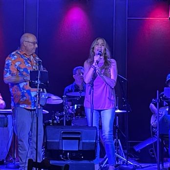 Madcats - The house band at Madcat's open mic jazz night. - Music Venues Near Me - Palatine, Illinois