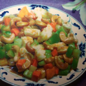 Great China - Chicken w. Cashew Nuts - Chinese Near Me - Cedarburg, Wisconsin