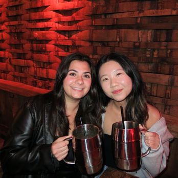 Barrelhouse 34 - Barrels - Beer Bar Near Me - Champaign, Illinois