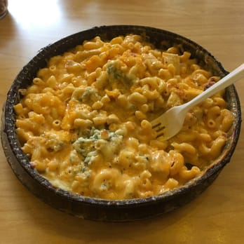 S'MAC - Buffalo chicken mac and cheese - American Near Me - New York, New York S'MAC - Buffalo chicken mac and cheese - American Near Me - New York, New York