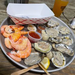 Triton Craft Beer & Oyster Bar