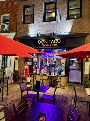 Don Taco by null