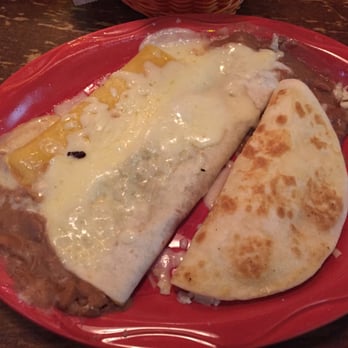 Iguana Grill - Vegetarian #5 - cheese enchilada, bean burrito, and cheese quesadilla. - Mexican Near Me - Hoover, Alabama