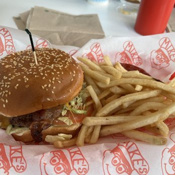 Mike’s Drive-In - Bacon Cheeseburger basket - Diners Near Me - Tigard, Oregon Mike’s Drive-In - Bacon Cheeseburger basket - Diners Near Me - Tigard, Oregon