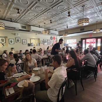 Juliana's - Interior - Pizza Near Me - Brooklyn, New York Juliana's - Interior - Pizza Near Me - Brooklyn, New York