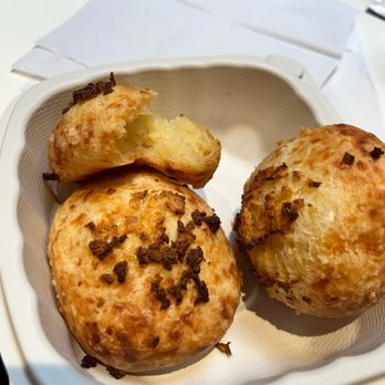 Bōm Dough - Garlic Pao de Queijo - Breakfast & Brunch Near Me - Cambridge, Massachusetts Bōm Dough - Garlic Pao de Queijo - Breakfast & Brunch Near Me - Cambridge, Massachusetts