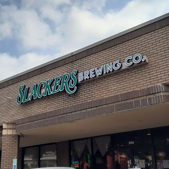 Slackers Brewing - Signage - Brewpubs Near Me - Austin, Texas