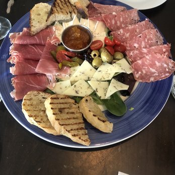 Molto Vino - Small molto - Wine Bars Near Me - Babylon, New York