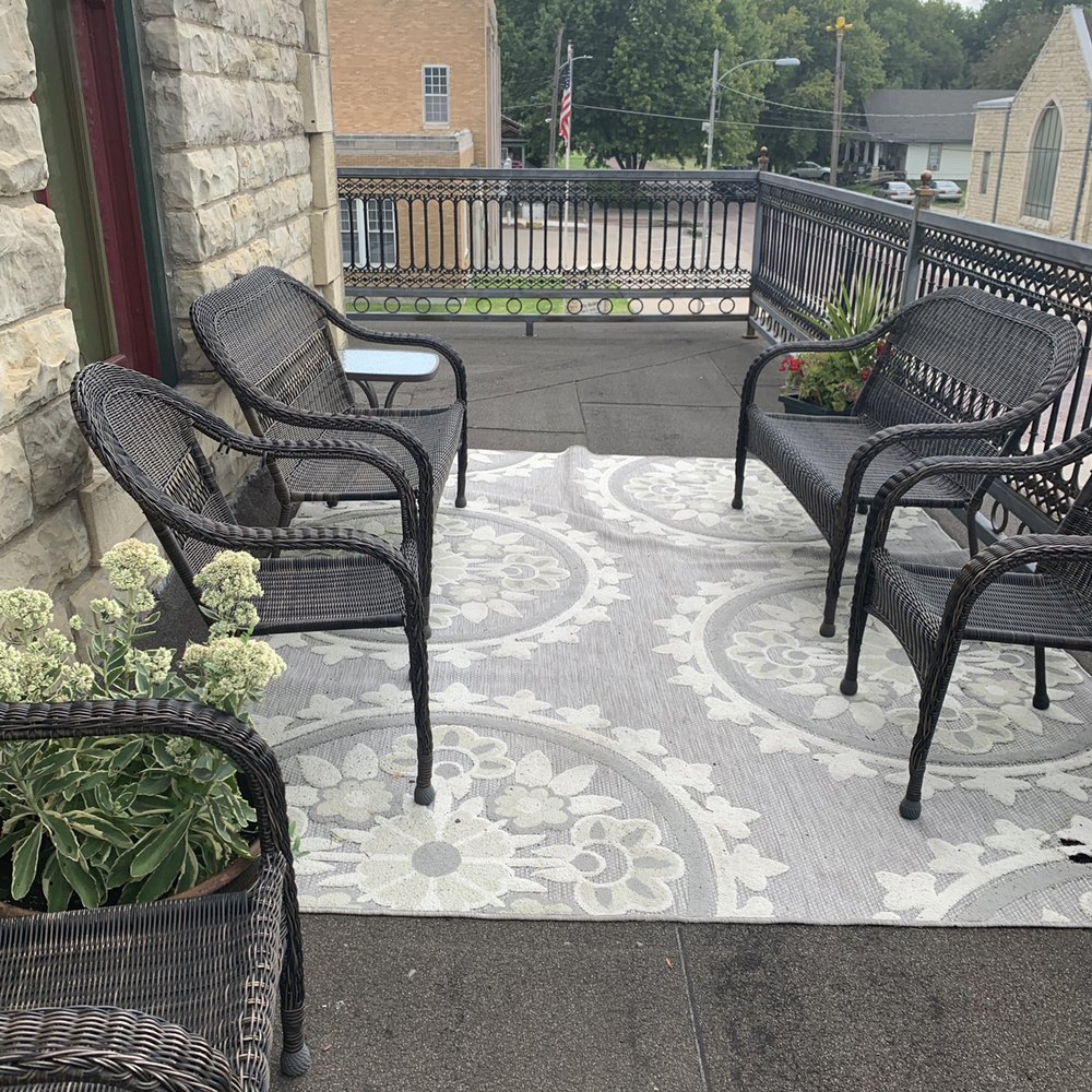 Historic Elgin Hotel - 2nd floor verandah. - Hotels Near Me - Marion, Kansas