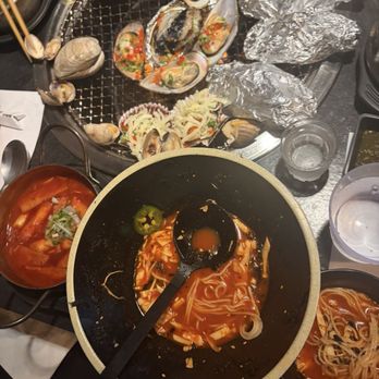 Burnin' Shell - Dduckbokki and main grill with shell fishes - Seafood Near Me - Los Angeles, California