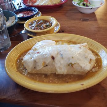 Delgado's Mexican Restaurant  - Burritto Traditional - Mexican Near Me - Carpinteria, California