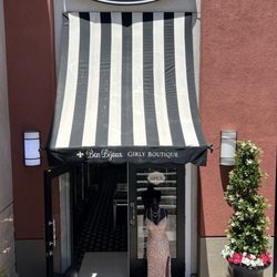 Bon Jewels Girly Boutique - Thousands of choices! Best of Del Mar for Bridal, Prom, Travel and everyday simple.