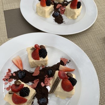 Úa Culinary Artisans - Tres Leches Cakes- mouthwatering - International Near Me - Baja California Sur, BCS Úa Culinary Artisans - Tres Leches Cakes- mouthwatering - International Near Me - Baja California Sur, BCS
