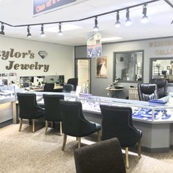 Taylor's Jewelry - Taylor's Jewelry is your Engagement Ring and Wedding Set Specialist with hundreds of Bridal Sets in stock.