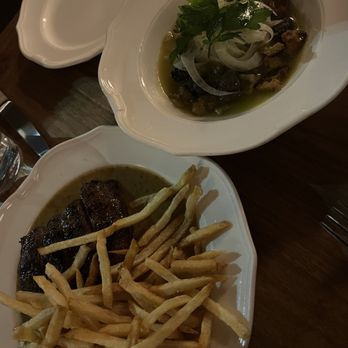 Le Crocodile - French Near Me - Brooklyn, New York