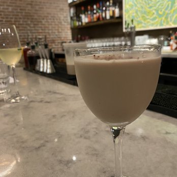 Fete - Holiday libation - New American Near Me - Honolulu, Hawaii