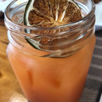Ananás - Acerola drink - Coffee & Tea Near Me - Bayamon, Puerto Rico Ananás - Acerola drink - Coffee & Tea Near Me - Bayamon, Puerto Rico