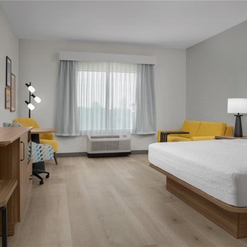 Hampton Inn by Hilton Clanton - Guest room - Hotels Near Me - Clanton, Alabama Hampton Inn by Hilton Clanton - Guest room - Hotels Near Me - Clanton, Alabama