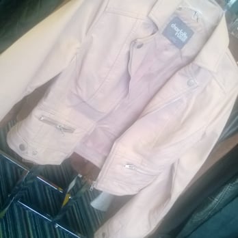 Plato's Closet - Used, Vintage & Consignment Near Me - Escondido, California