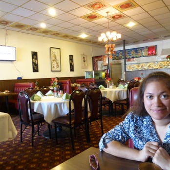 New China Restaurant - Comfortable setting and daughter (not included) - Chinese Near Me - Whittier, California New China Restaurant - Comfortable setting and daughter (not included) - Chinese Near Me - Whittier, California