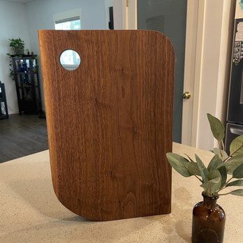 LA Woodshop - Intro class: Walnut cutting board - Art Classes Near Me - Los Angeles, California LA Woodshop - Intro class: Walnut cutting board - Art Classes Near Me - Los Angeles, California