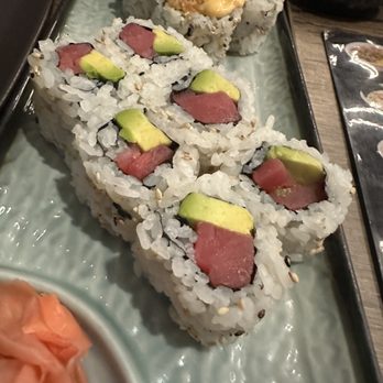 Basebowl - Salmon Roll (6pcs) - Noodles Near Me - Washington, DC, District of Columbia