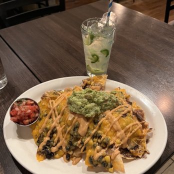 Flo - Jalapeño Margarita and the Nachos! - Breakfast & Brunch Near Me - Chicago, Illinois
