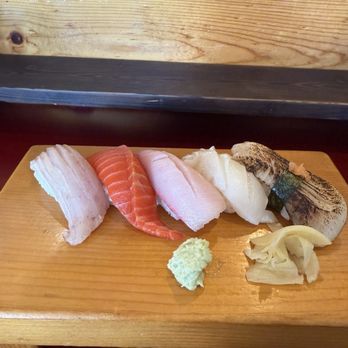 Yoshida Sushi - Sushi Bars Near Me - Vancouver, British Columbia