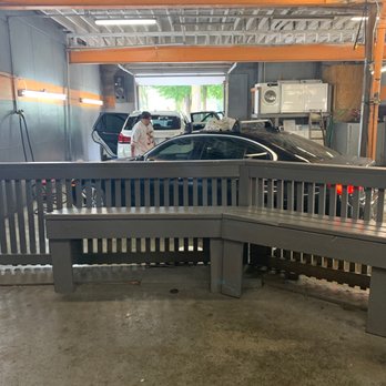 Neal's Car Wash - Two BMW's being washed and Waxed. - Car Wash Near Me - Chicago, Illinois Neal's Car Wash - Two BMW's being washed and Waxed. - Car Wash Near Me - Chicago, Illinois