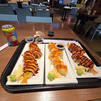 Urban District Market - Crispy Crab Rangoon roll, Twilight roll, dynamite roll, and Uncle Arnie's iced tea lemonade THC infused - Food Court Near Me - Charlotte, North Carolina Urban District Market - Crispy Crab Rangoon roll, Twilight roll, dynamite roll, and Uncle Arnie's iced tea lemonade THC infused - Food Court Near Me - Charlotte, North Carolina