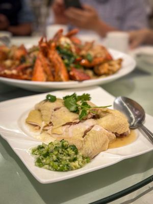 Henry's Cuisine by null