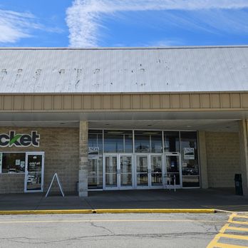 Clarion Mall - Entrance - Shopping Centers Near Me - Clarion, Pennsylvania Clarion Mall - Entrance - Shopping Centers Near Me - Clarion, Pennsylvania