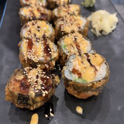 Tian Tian Eatery - Ladera Roll
