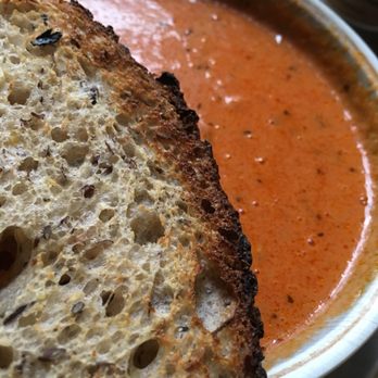 Mon Vert Cafe - Tomato basil bisque - Cafes Near Me - Woodstock, Vermont