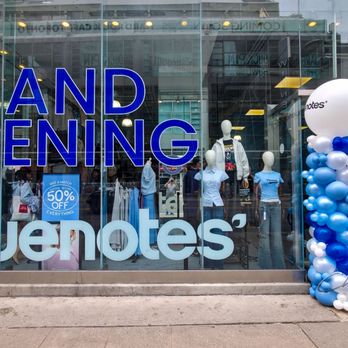 Bluenotes - Storefront - Women's Clothing Near Me - Toronto, Ontario Bluenotes - Storefront - Women's Clothing Near Me - Toronto, Ontario