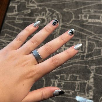 Me Time Nail Lounge - full view of hand - Nail Salons Near Me - Redondo Beach, California