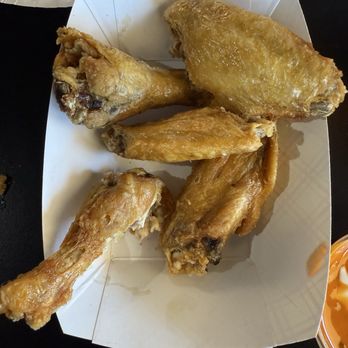 Lorenzos Italian Kitchen - Wings - Italian Near Me - Scottsdale, Arizona Lorenzos Italian Kitchen - Wings - Italian Near Me - Scottsdale, Arizona
