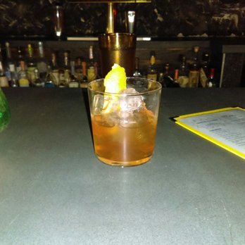 Deadbolt Bar - Bars Near Me - Chicago, Illinois
