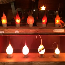Hearts & Flowers Primitives - Very cool lightbulbs for night lights and our charming candle lights.
