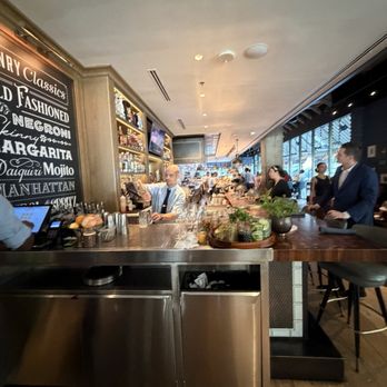 The Henry - Downstairs bar area - New American Near Me - Dallas, Texas